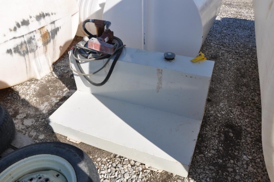 L-shape fuel tank w/ pump