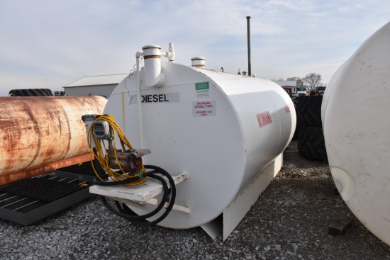2,500 gal. fuel tank & pump