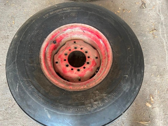 10.00-15 tire & 6-bolt wheel