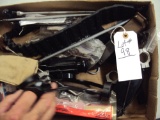 TRAY LOT OF MISC. SHEATHES, SPEED LOADER, MOUNTING ITEMS AND MORE