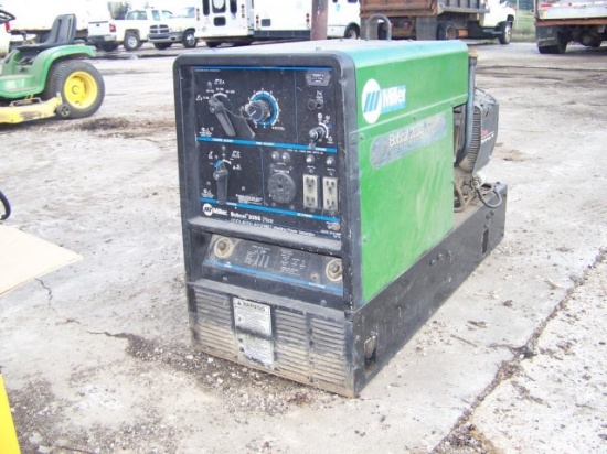 Miller Bobcat 225G Welder / Generator