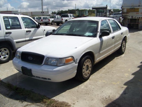 2003 Ford Crown Vic Police Interceptor