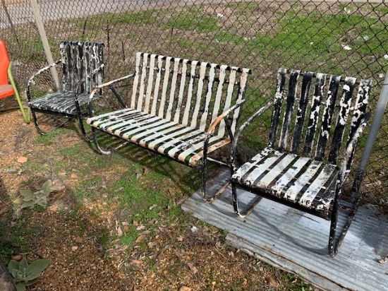 Antique iron patio settee & matching chairs Must pick up