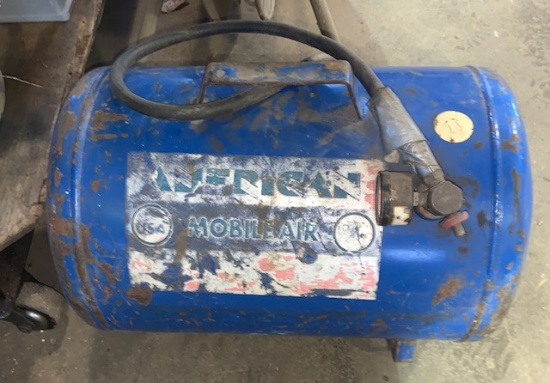 Air tank