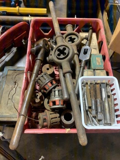 Lot of pipe threading tools