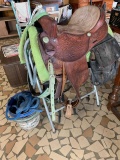Saddle w/saddle stand & accessories