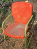 Antique metal patio chair Must pick up