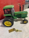 John Deere 4430 Key series toy tractor