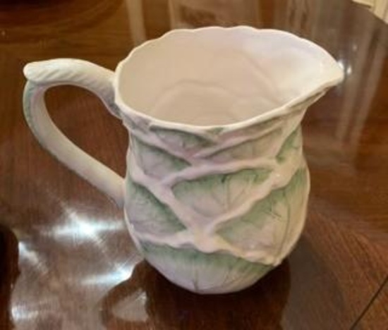 Cabbage tea pitcher