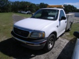 11-06143 (Trucks-Utility 2D)  Seller:Sarasota County Commissioners 2003 FORD F150