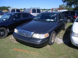 11-06228 (Cars-Sedan 4D)  Seller:City of Bradenton 2005 FORD CROWNVIC