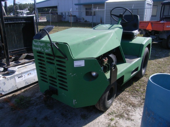 1-01110 (Equip.-Tractor)  Seller:Hernando County Sheriff-s CLARK 4000LB WAREHOUSE-AIR PORT TRACTOR