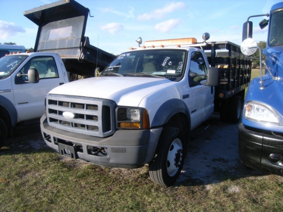 1-08213 (Trucks-Flatbed)  Seller:Hillsborough County B.O.C.C. 2007 FORD F450