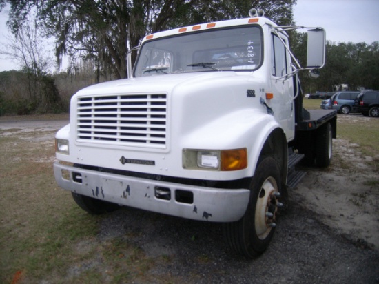 1-08134 (Trucks-Flatbed)  Seller:Private/Dealer 2000 INTL 4700