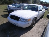 1-06154 (Cars-Sedan 4D)  Seller:Hillsborough County Sheriff-s 2009 FORD CROWNVIC