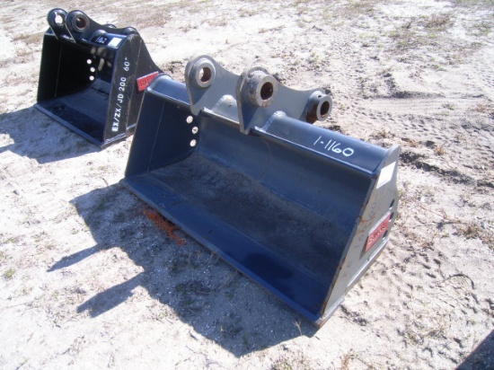 2-01112 (Equip.-Implement- misc.)  Seller:Private/Dealer EMAQ 60 INCH JD-HITACHI 200 BUCKET ATTAC