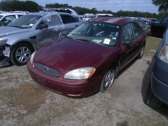 2-05125 (Cars-Sedan 4D)  Seller:City of Port Richey 2004 FORD TAURUS