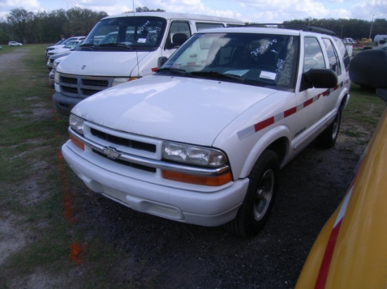 3-06114 (Cars-SUV 4D)  Seller:Florida State DOT 2002 CHEV BLAZER