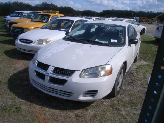 3-06110 (Cars-Sedan 4D)  Seller:Florida State DOT 2004 DODG STRATUS