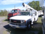 3-09134 (Trucks-Aerial lift)  Seller:Private/Dealer 1999 GMC 3500