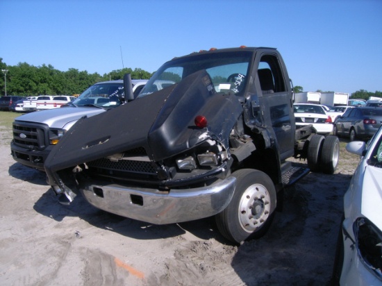 4-05134 (Trucks-Flatbed)  Seller:Private/Dealer 2003 CHEV 6500