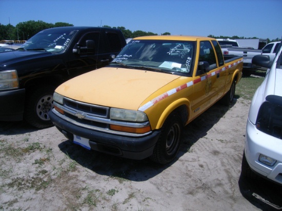 5-05128 (Trucks-Pickup 2D)  Seller:Florida State DOT 2001 CHEV S10