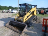 7-01536 (Equip.-Loader- skid steer)  Seller:Private/Dealer CAT 2870 TRACK CAB SKID STEER LOADER