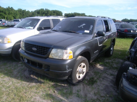 7-05140 (Cars-SUV 4D)  Seller:City of St.Petersburg 2004 FORD EXPLORER