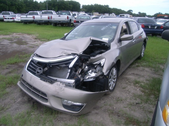 7-05142 (Cars-Sedan 4D)  Seller:Florida State DFS 2015 NISS ALTIMA