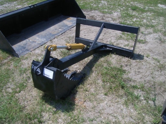 8-01114 (Equip.-Implement- misc.)  Seller:Private/Dealer MID-STATE 16 INCH SKID STEER LOADER