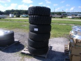 8-04134 (Equip.-Automotive)  Seller:Private/Dealer (6)35X12.50R-7 TRUCK TIRES