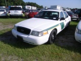 8-06258 (Cars-Sedan 4D)  Seller:Charlotte County Sheriff-s 2010 FORD CROWNVIC