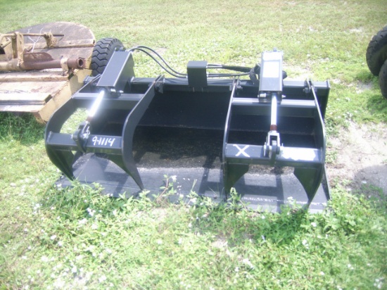 9-01114 (Equip.-Implement- misc.)  Seller:Private/Dealer MTL 66 INCH SKID LOADER GRAPPLE BUCKET