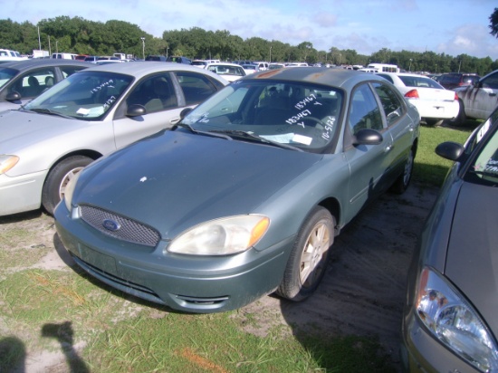 10-05126 (Cars-Sedan 4D)  Seller:Florida State C&F/DCF 2007 FORD TAURUS