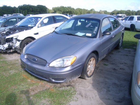 10-05128 (Cars-Sedan 4D)  Seller:Florida State C&F/DCF 2007 FORD TAURUS