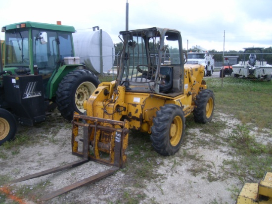 12-01140 (Equip.-Fork lift)  Seller:Private/Dealer JCB 520 TELESCOPING ROUGH TERRAIN FORK