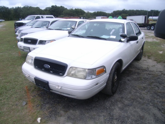 12-06112 (Cars-Sedan 4D)  Seller:Hillsborough County Sheriff-s 2007 FORD CROWNVIC