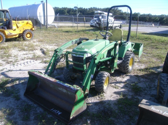 1-01134 (Equip.-Tractor)  Seller:Sarasota County Commissioners JOHN DEERE 2305 4X4 DIESEL TRACTOR WI