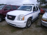 1-06227 (Cars-SUV 4D)  Seller:Manatee County 2010 GMC YUKON