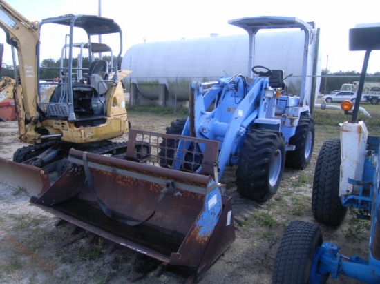 2-01148 (Equip.-Loader- wheeled)  Seller:Private/Dealer TCM 806 OROPS WHEEL LOADER WITH (2) BUCK