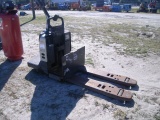 2-02138 (Equip.-Fork lift)  Seller:Private/Dealer CROWN E4500-60 ELECTRIC WALK BEHIND PALL