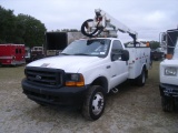 2-08242 (Trucks-Aerial lift)  Seller:City of Clearwater 2001 FORD F450