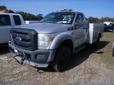 2-09228 (Trucks-Utility 2D)  Seller:Pinellas County BOCC 2011 FORD F550