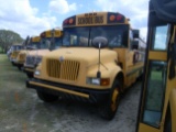 3-08114 (Trucks-Buses)  Seller: Gov/Hillsborough County School 2002 MART SCHOOLBUS