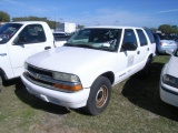 3-06246 (Cars-SUV 4D)  Seller: Gov/Pinellas County BOCC 2005 CHEV BLAZER