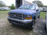 3-09122 (Trucks-Pickup 4D)  Seller: Gov/Pinellas County BOCC 2001 FORD F250SD