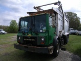 3-09125 (Trucks-Garbage)  Seller: Gov/City of Bradenton 2011 MACK MRU16