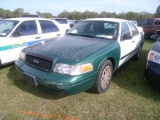 3-10221 (Cars-Sedan 4D)  Seller: Gov/Alachua County Sheriff-s Offic 2007 FORD CROWNVIC