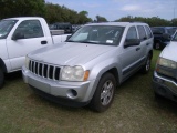 3-10242 (Cars-SUV 4D)  Seller: Florida State PD 05 2005 JEEP GRANDCHER