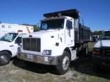 3-08231 (Trucks-Dump)  Seller:Private/Dealer 2003 PTRB 330
